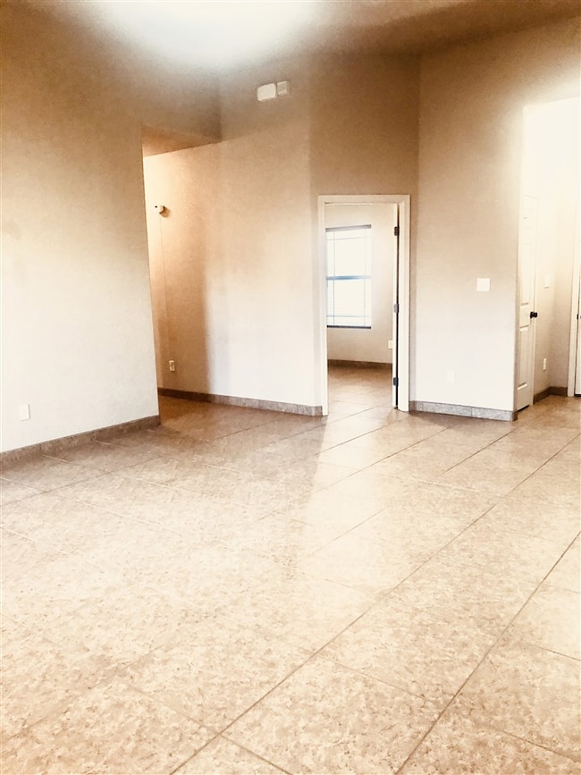 922 Hermoso El Sol, Alamogordo, NM 88310 - photo 3