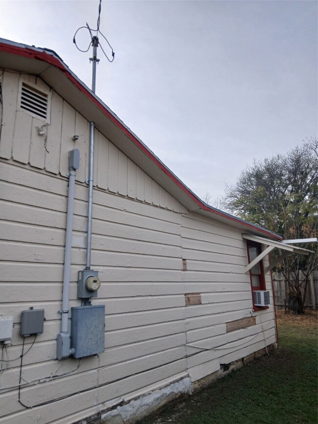 1004 San Saba St, Coleman, TX 76834 - photo 5