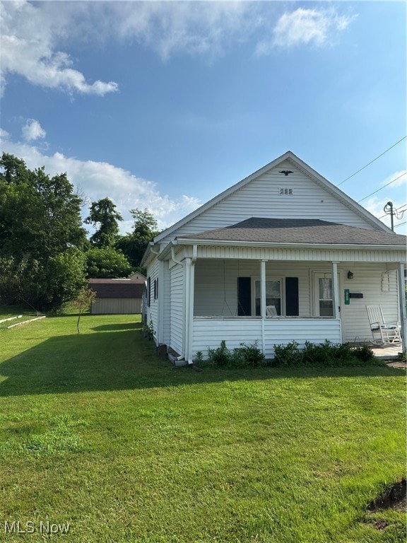 208 Center St, Woodsfield, OH 43793 - photo 2