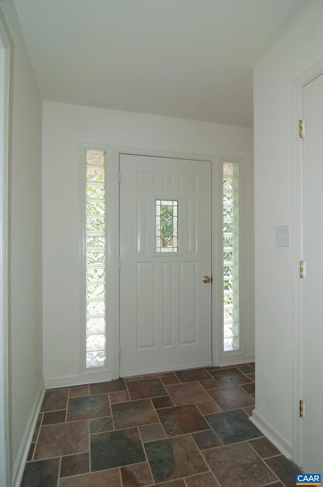 2115 Tarleton Dr, Charlottesville, VA 22901 - photo 5