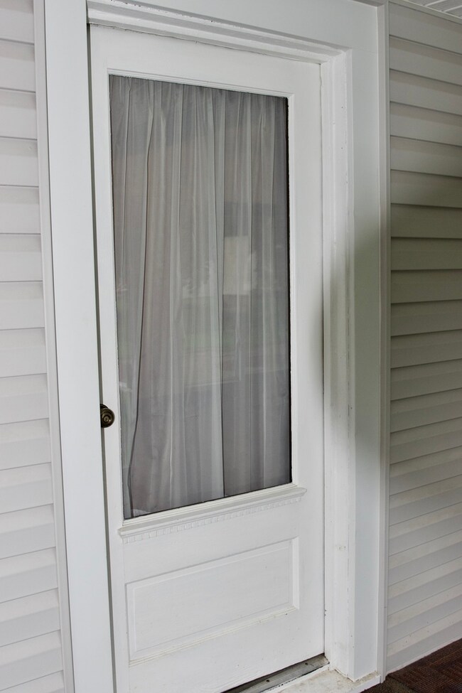 521 N Euclid Ave, Princeton, IL 61356 - photo 4