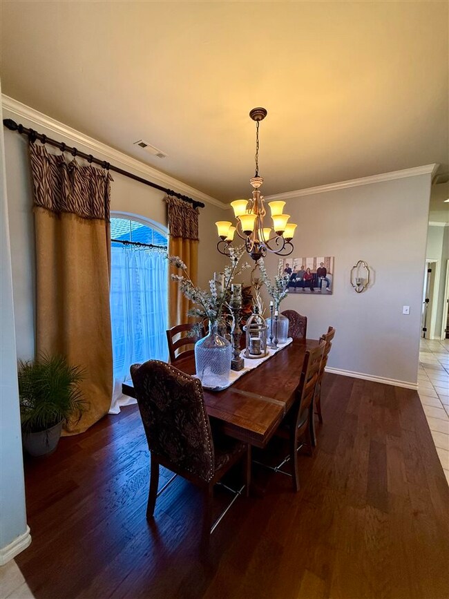 2725 Old Towne Trail, Shawnee, OK 74804 - photo 7