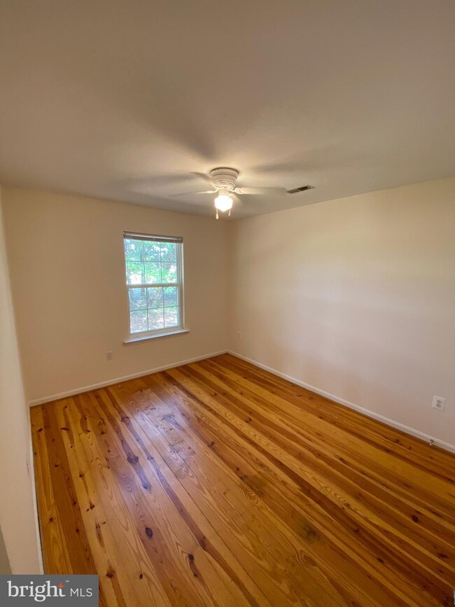 13190 Mount Victoria Place, Newburg, MD 20664 - photo 7