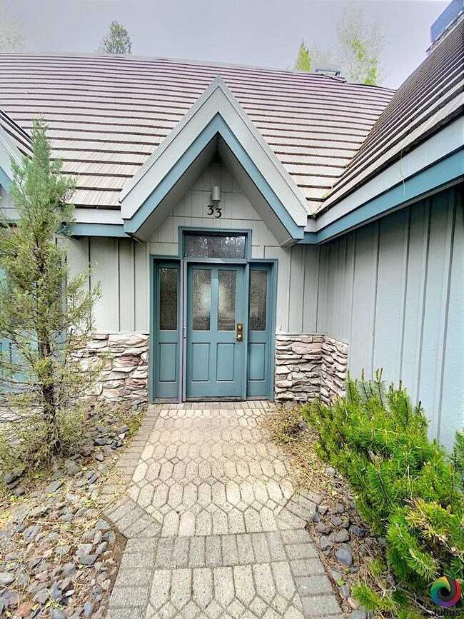 57074 Peppermill Cir unit 33-A, Sunriver, OR 97707 - photo 2