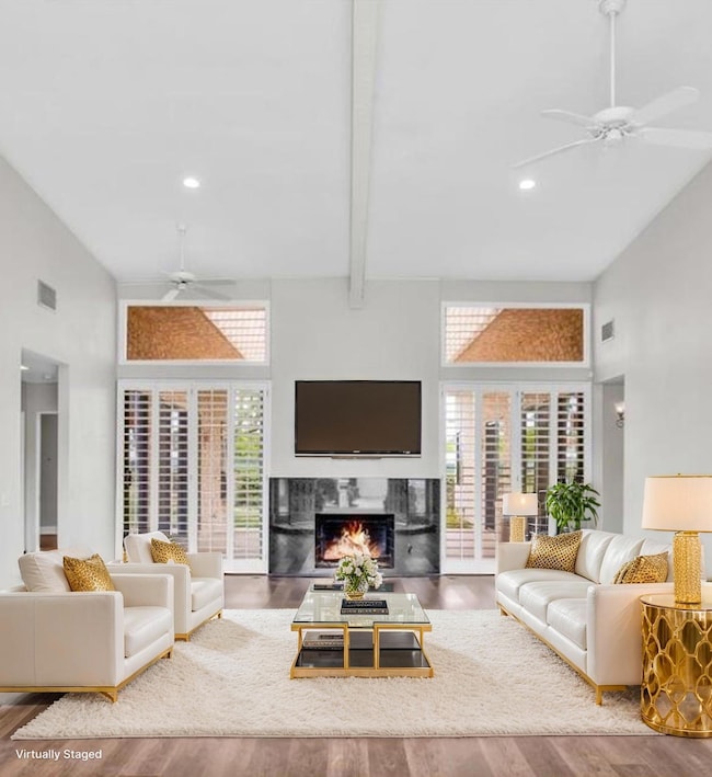 IMG_C164A7445860-1 - Living Room - Luxur