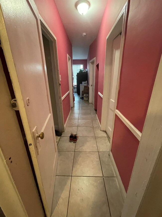 75 Audubon Ave unit 2, Jersey City, NJ 07305 - photo 3