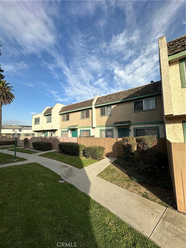 155 S Wilmington Ave unit C, Compton, CA 90220 - photo 6