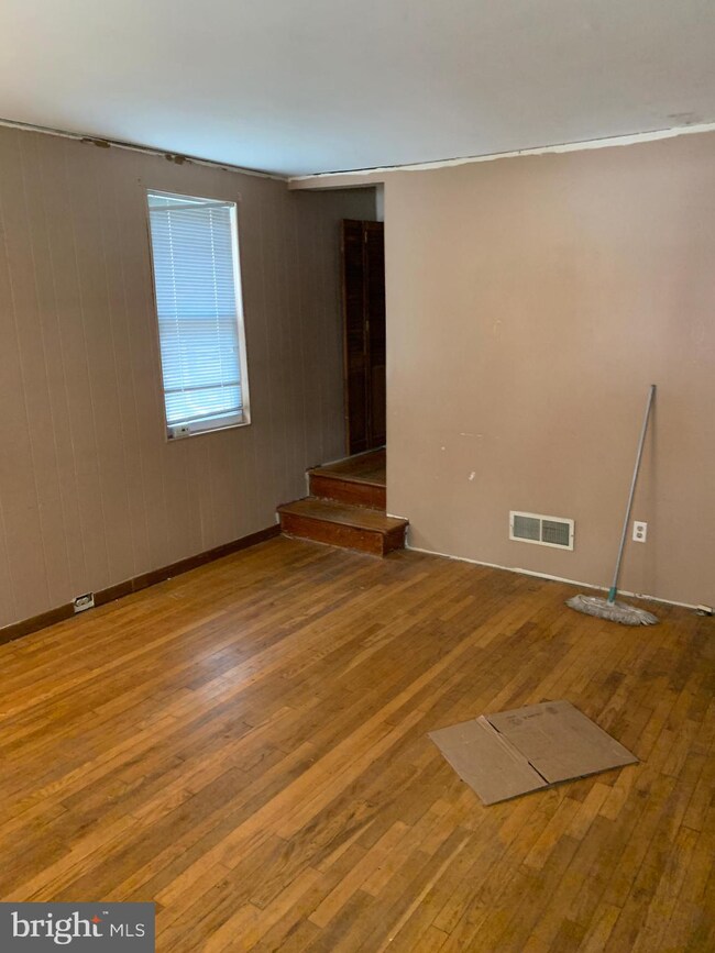 1668 Mussula Rd, Towson, MD 21286 - photo 4