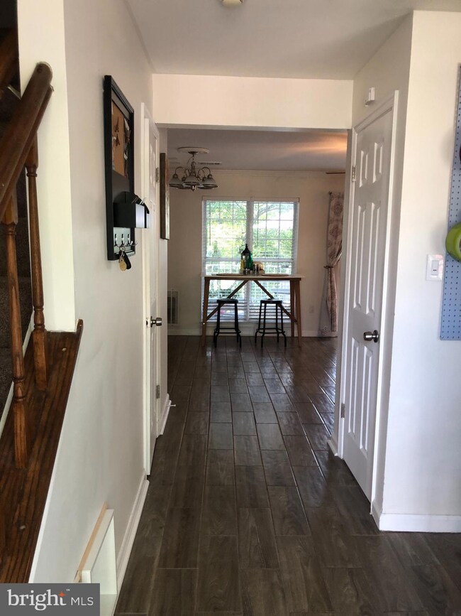 2897 Madeira Ct unit 103, Woodbridge, VA 22192 - photo 2