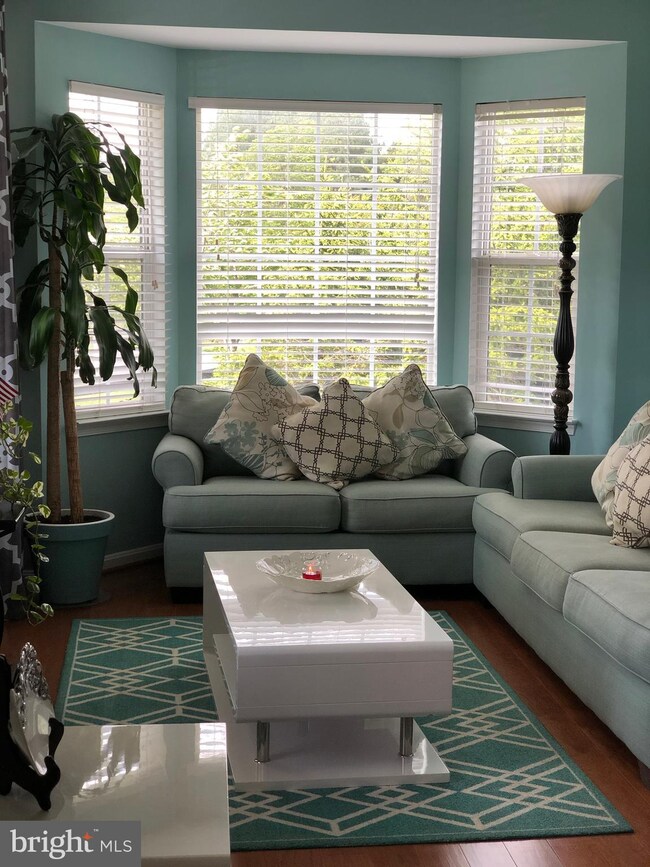 9503 Loma Dr, Bristow, VA 20136 - photo 5