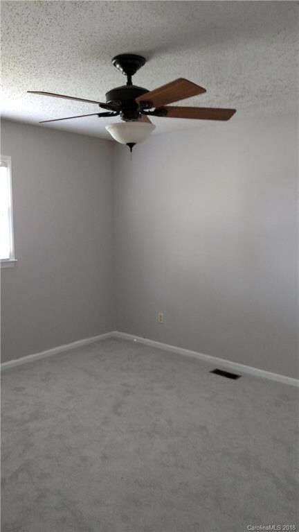 109 Brookhollow Dr, Statesville, NC 28625 - photo 7