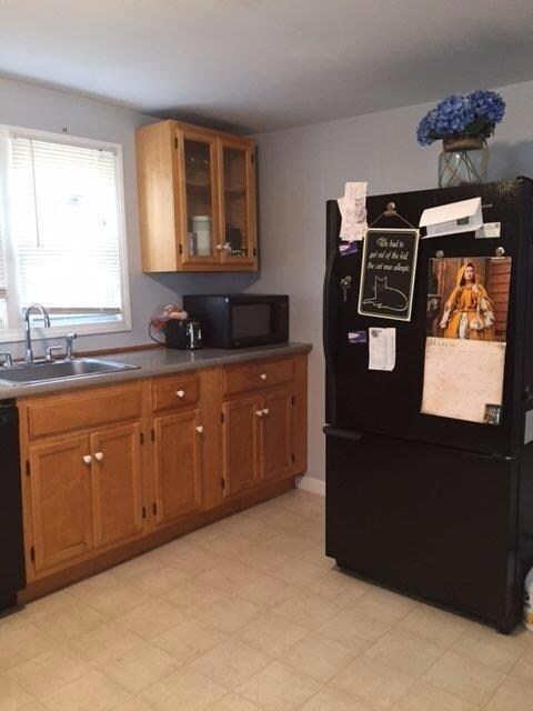 46 Oak St, Springvale, ME 04083 - photo 3