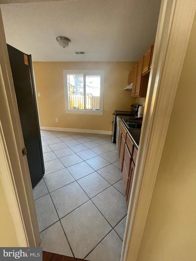 2532 Fox Ridge Ct unit 48, Woodbridge, VA 22192 - photo 7