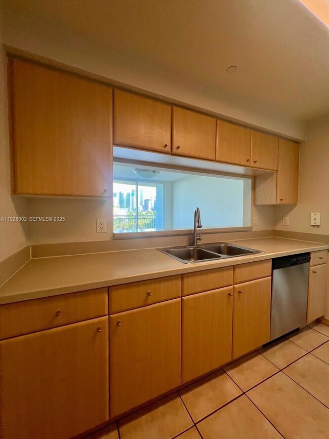 The Metropolitan Brickell Condos unit 703, Miami, FL 33129 - photo 6