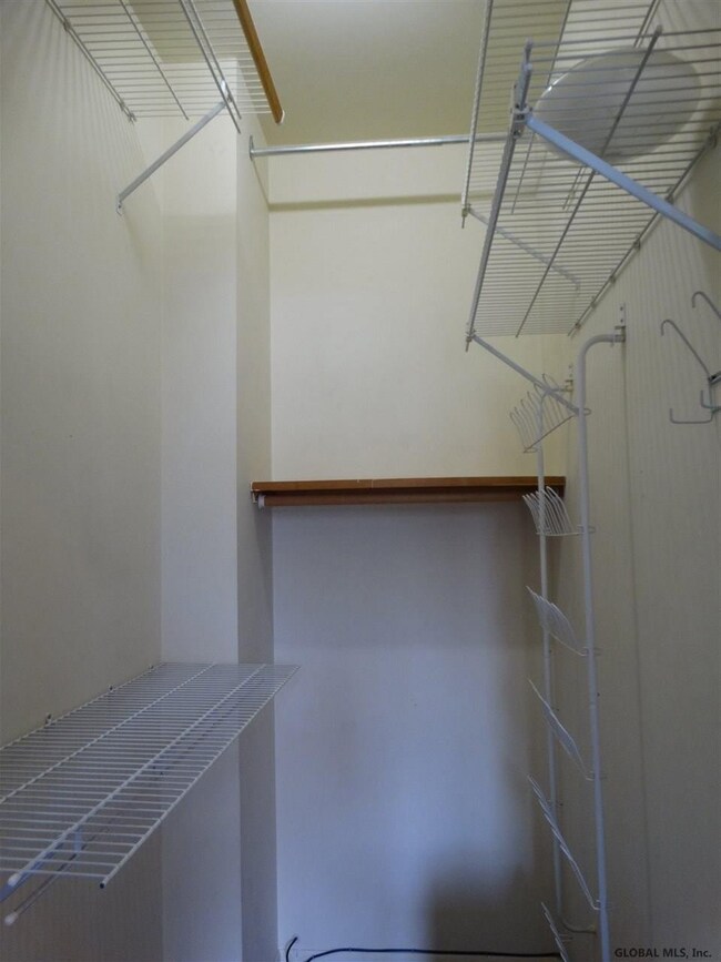 252 Hudson Ave, Albany, NY 12210 - photo 6