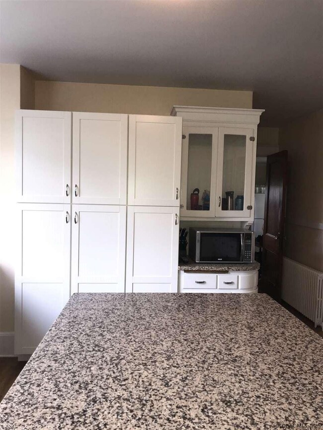 32 Hilton Rd unit 1, Slingerlands, NY 12159 - photo 5