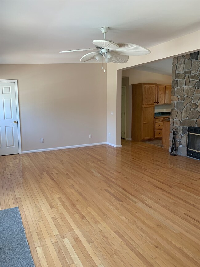 38 Port Wedeln Rd, Wolfeboro, NH 03894 - photo 4