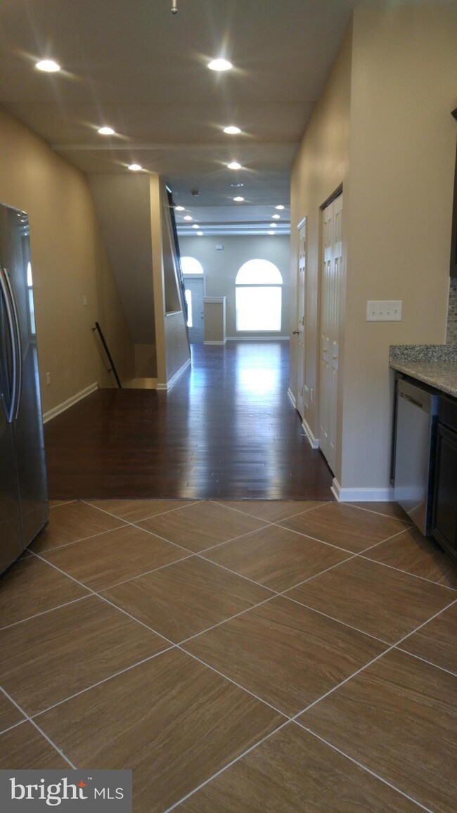 821 N Patterson Park Ave, Baltimore, MD 21205 - photo 7