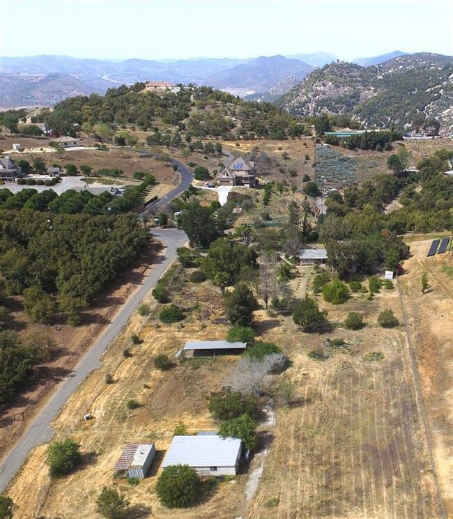 8912 W Lilac Rd, Escondido, CA 92026 - photo 2