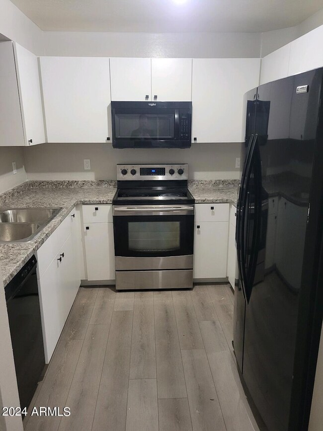 a137b67a02cf48f39e2757b1f8428e02