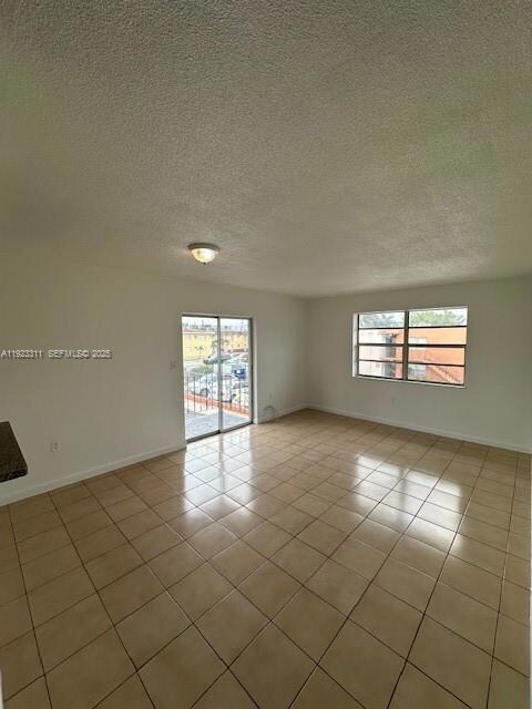 1015 NW 45th Ave unit 205, Miami, FL 33126 - photo 3