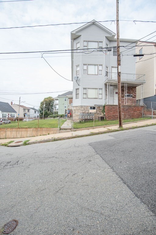 94 Langley St, Fall River, MA 02720 - photo 3