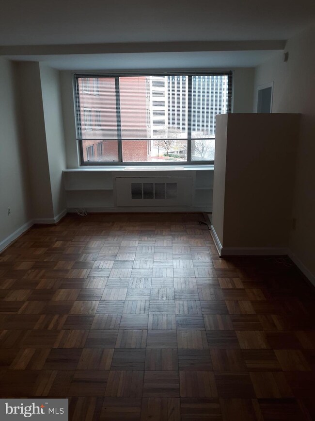 1121 Arlington Blvd unit 823, Arlington, VA 22209 - photo 2