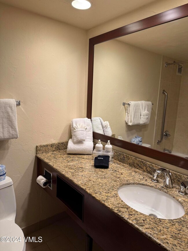 1403 guest bath