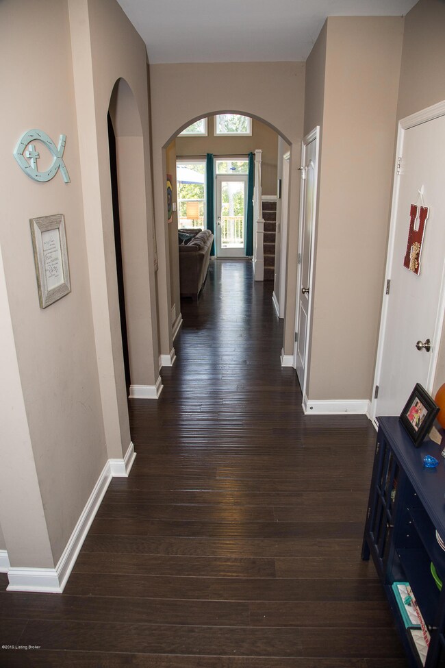 9101 Blue Boulder Ct, Louisville, KY 40291 - photo 4