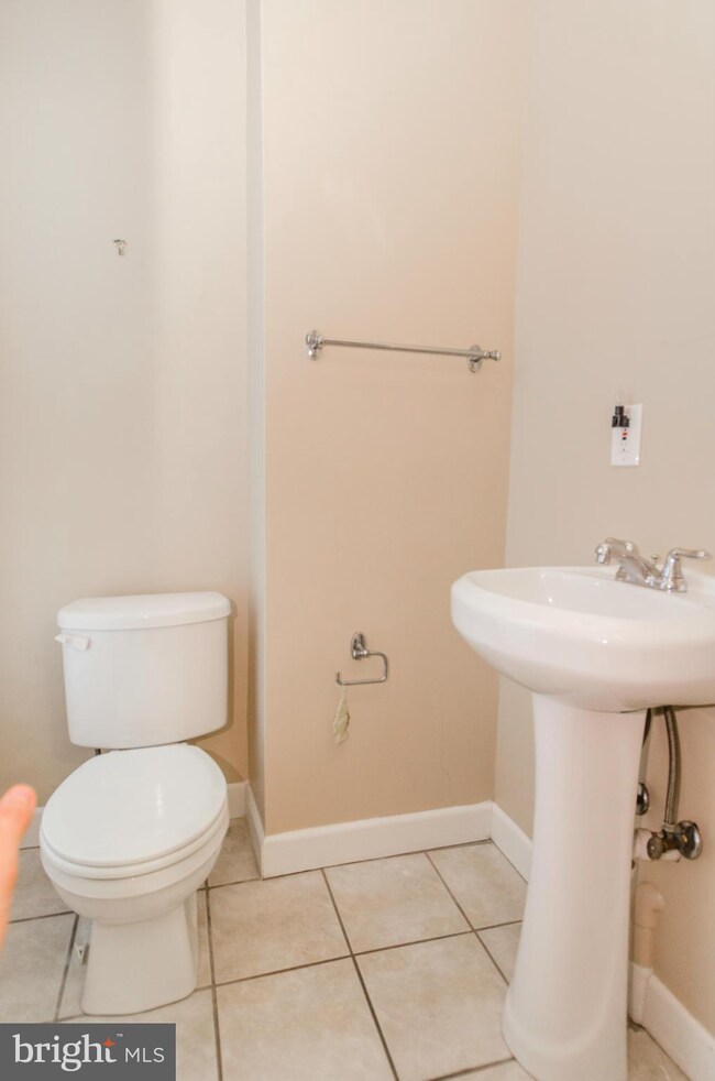 1017 Brantley Ave, Baltimore, MD 21217 - photo 7