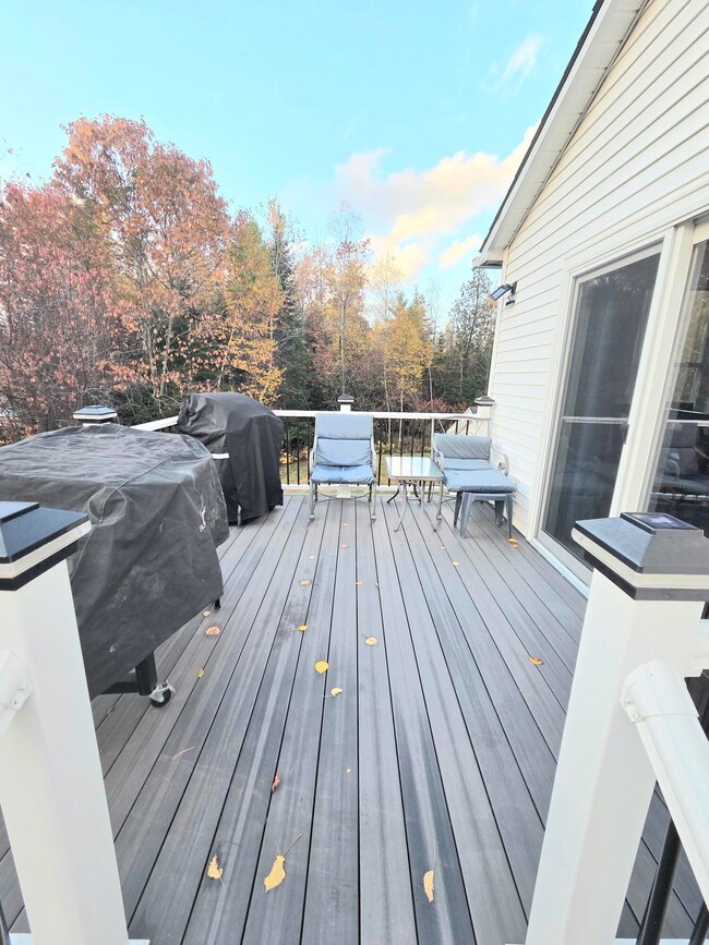 10 Kelliher St, Glenburn, ME 04401 - photo 4