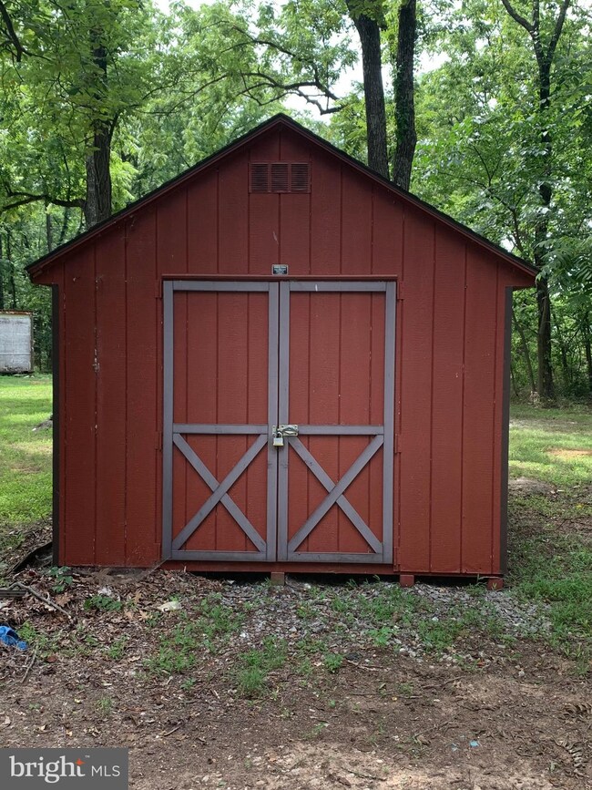 2085 Crums Church Rd, Berryville, VA 22611 - photo 2