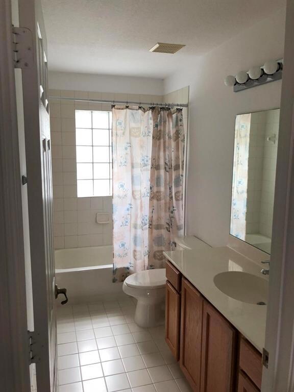 1105 Center Stone Ln, Riviera Beach, FL 33404 - photo 3