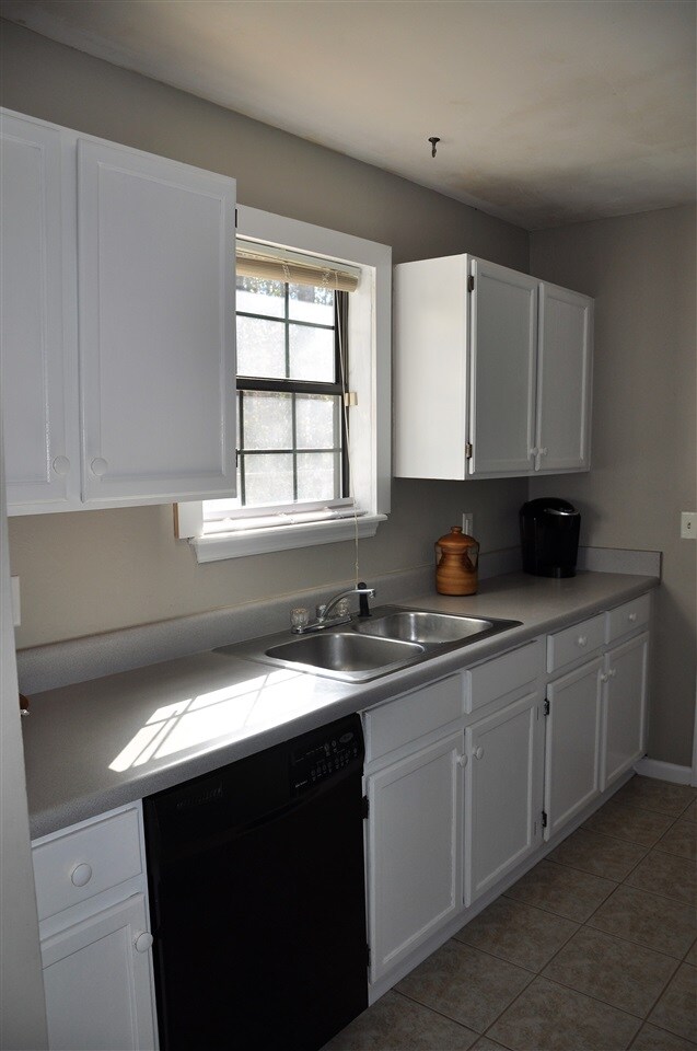 128 Ann Cir, Crawfordville, FL 32327 - photo 6