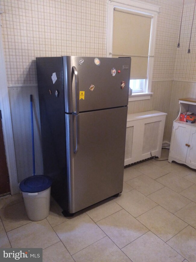 625 E Woodlawn St, Philadelphia, PA 19144 - photo 5