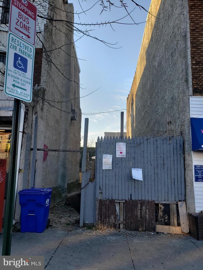 46 N 52nd St, Philadelphia, PA 19139 - photo 2