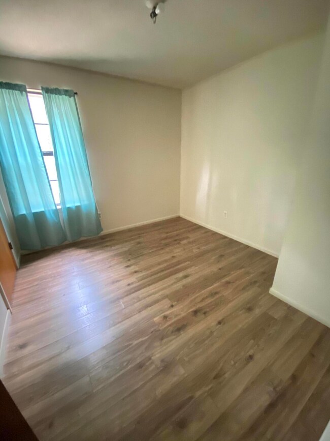 C2FAB554-164D-4049-BD9C-90F6125047E8