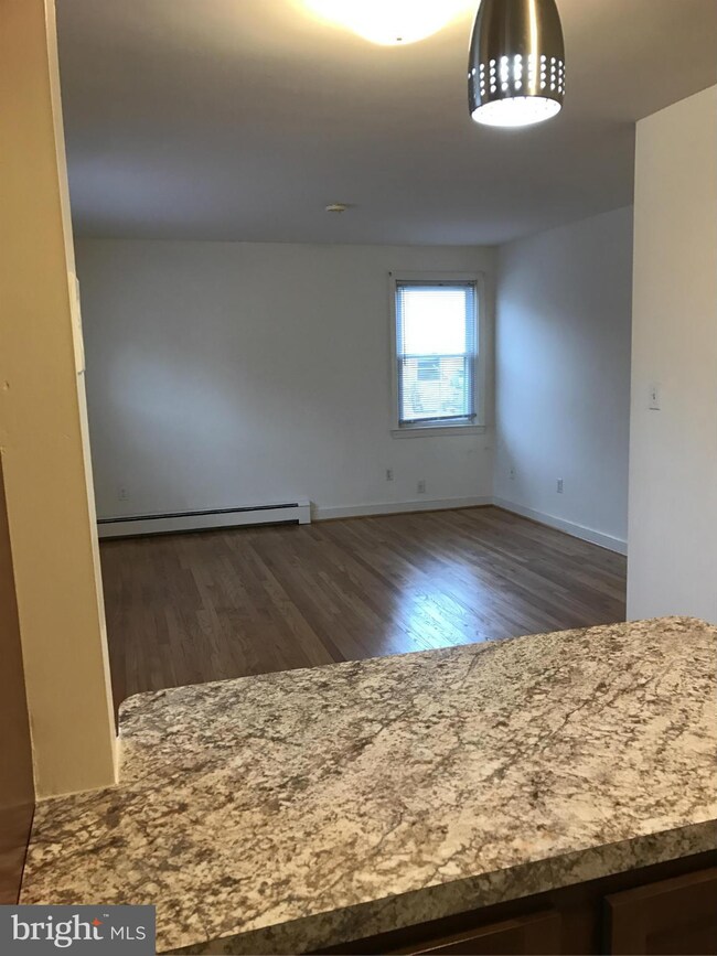 401 7th St unit 1, Laurel, MD 20707 - photo 4