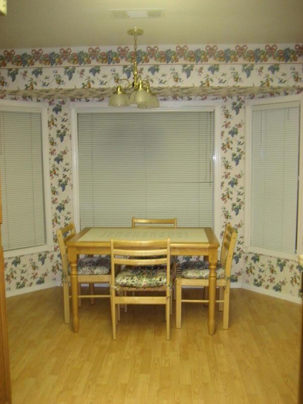 1786 Vinson Dr, Redding, CA 96003 - photo 2