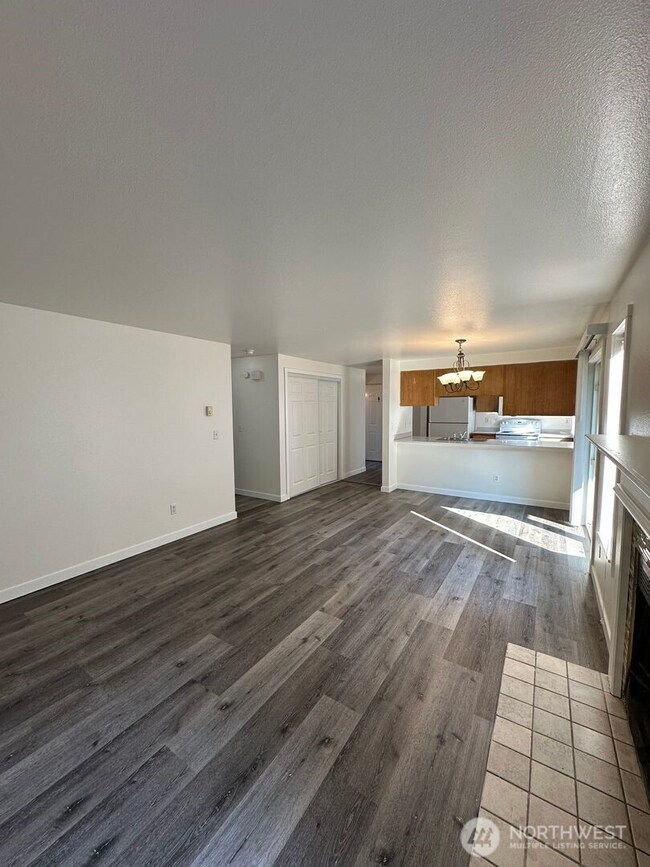 2515 Melvin Ave unit C, Everett, WA 98203 - photo 6