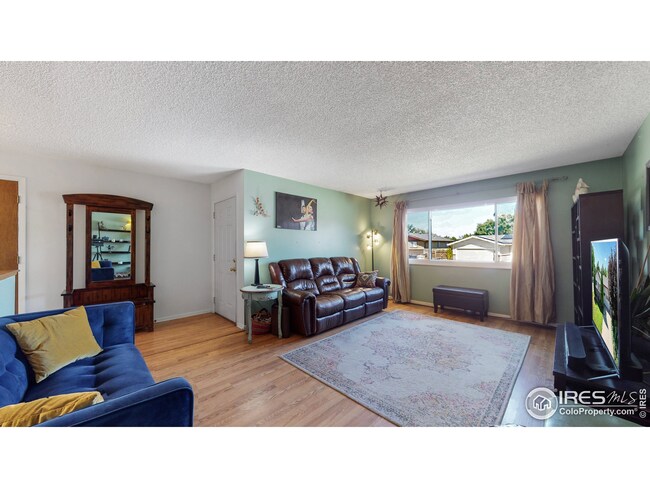 Laminate Wood Flooring