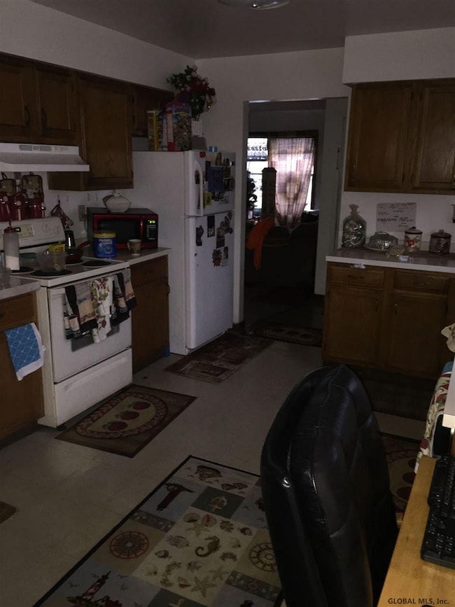 72 Hoffman Ave, Albany, NY 12209 - photo 7