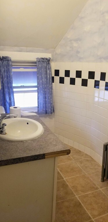 49 Lafayette Park unit 2, Lynn, MA 01902 - photo 4