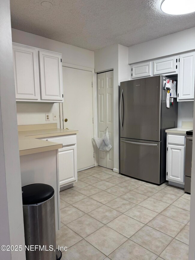 200 Spindrift Ln, Neptune Beach, FL 32266 - photo 6