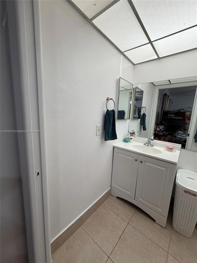 8415 SW 107th Ave unit 261W, Miami, FL 33173 - photo 6