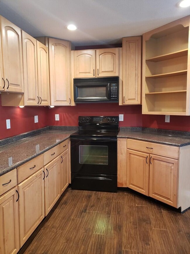 190 Buttermilk Rd, Hopkinsville, KY 42240 - photo 3