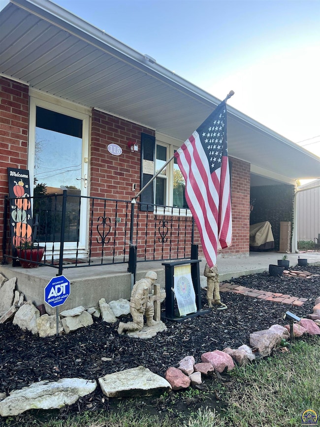 115 E 3rd St, Holton, KS 66436 - photo 7