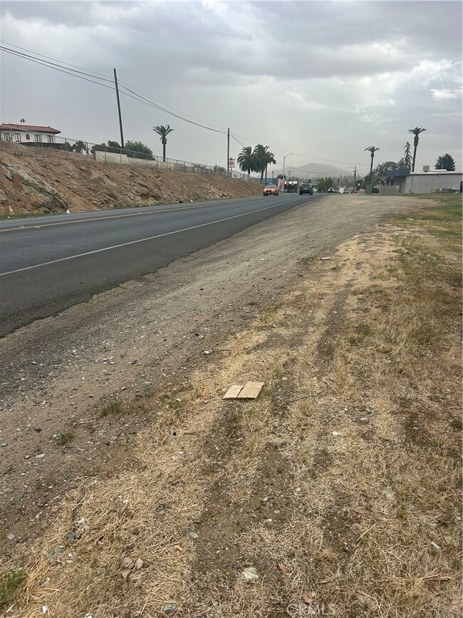 0 N Main St unit PW25264281, Porterville, CA 93257 - photo 4