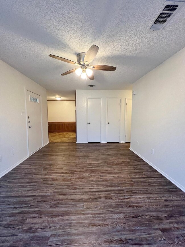 911 Terry Trail, Weatherford, TX 76086 - photo 3