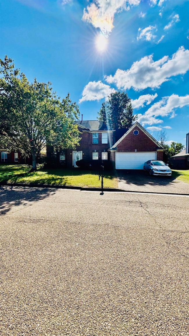 7669 Mineral Crest Cir S, Memphis, TN 38125 - photo 2